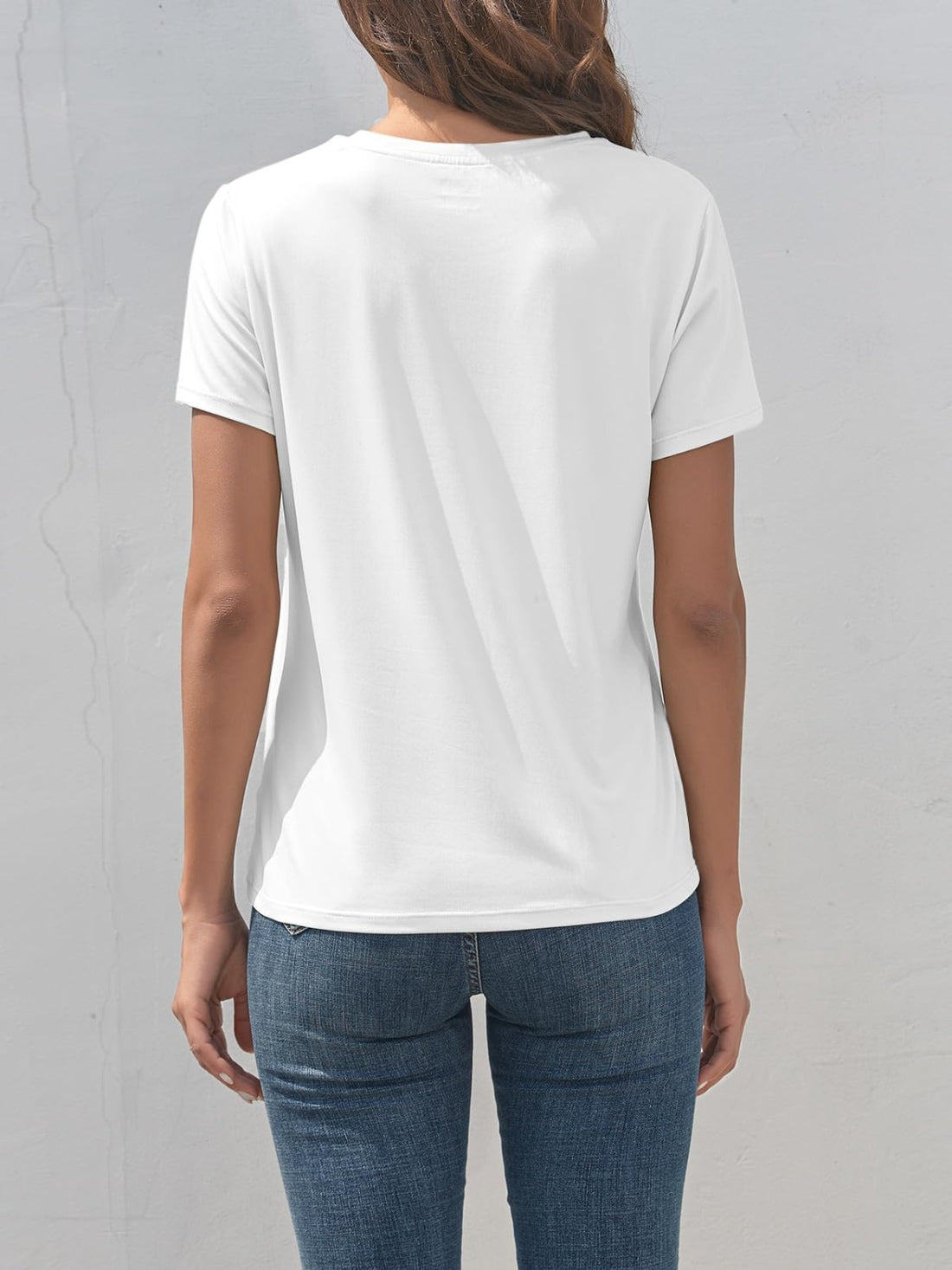 White heart round neck short sleeve t-shirt back
