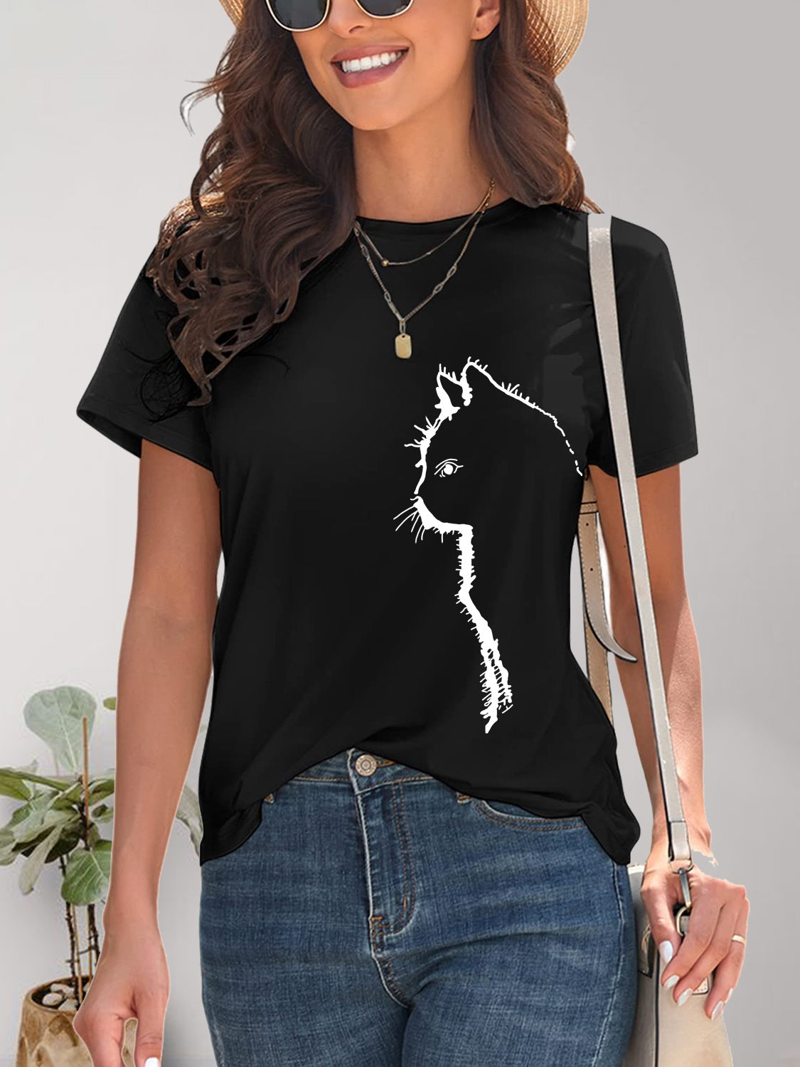 Black cat round neck short sleeve t-shirt front view