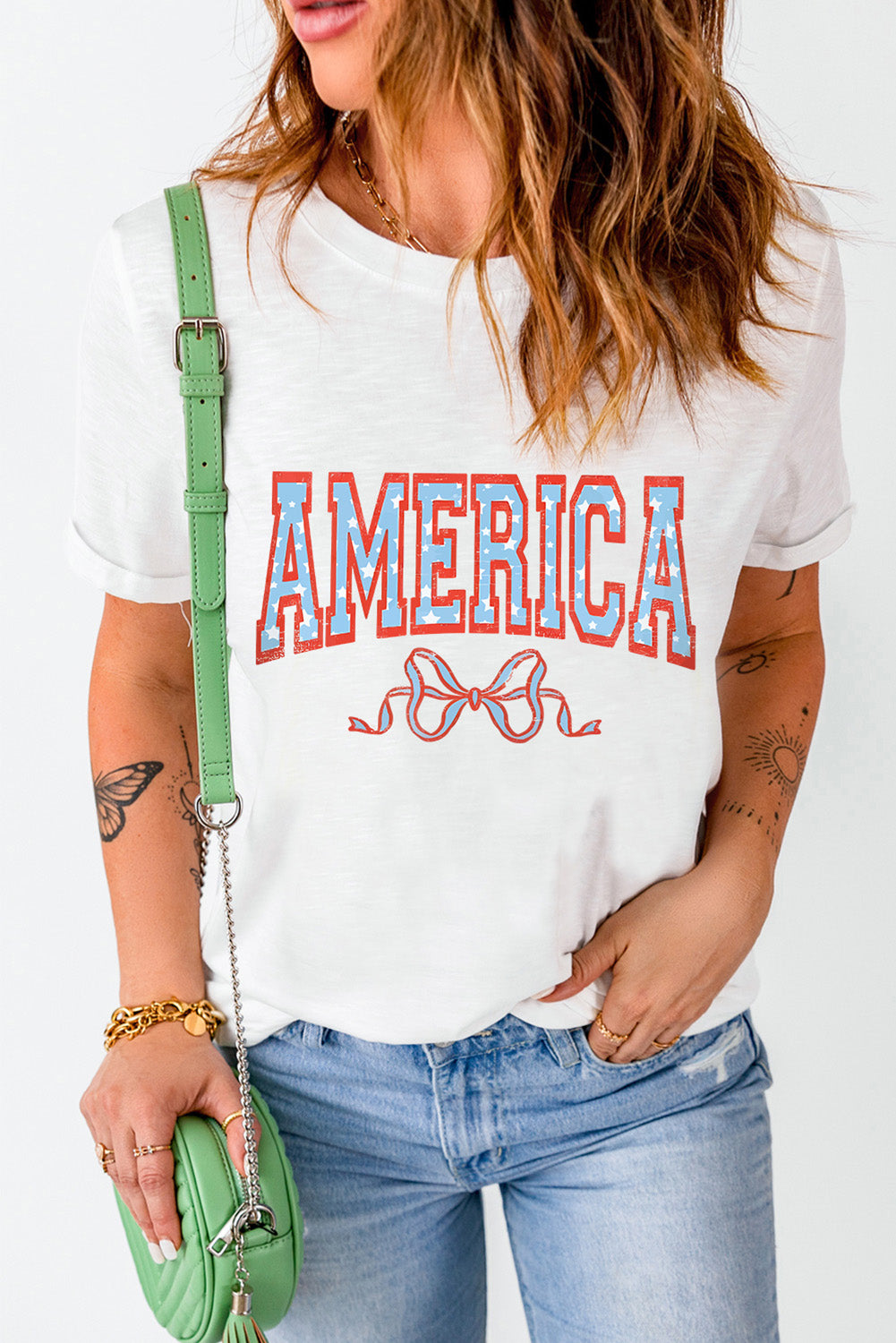 Casual AMERICA t-shirt with rolled sleeves