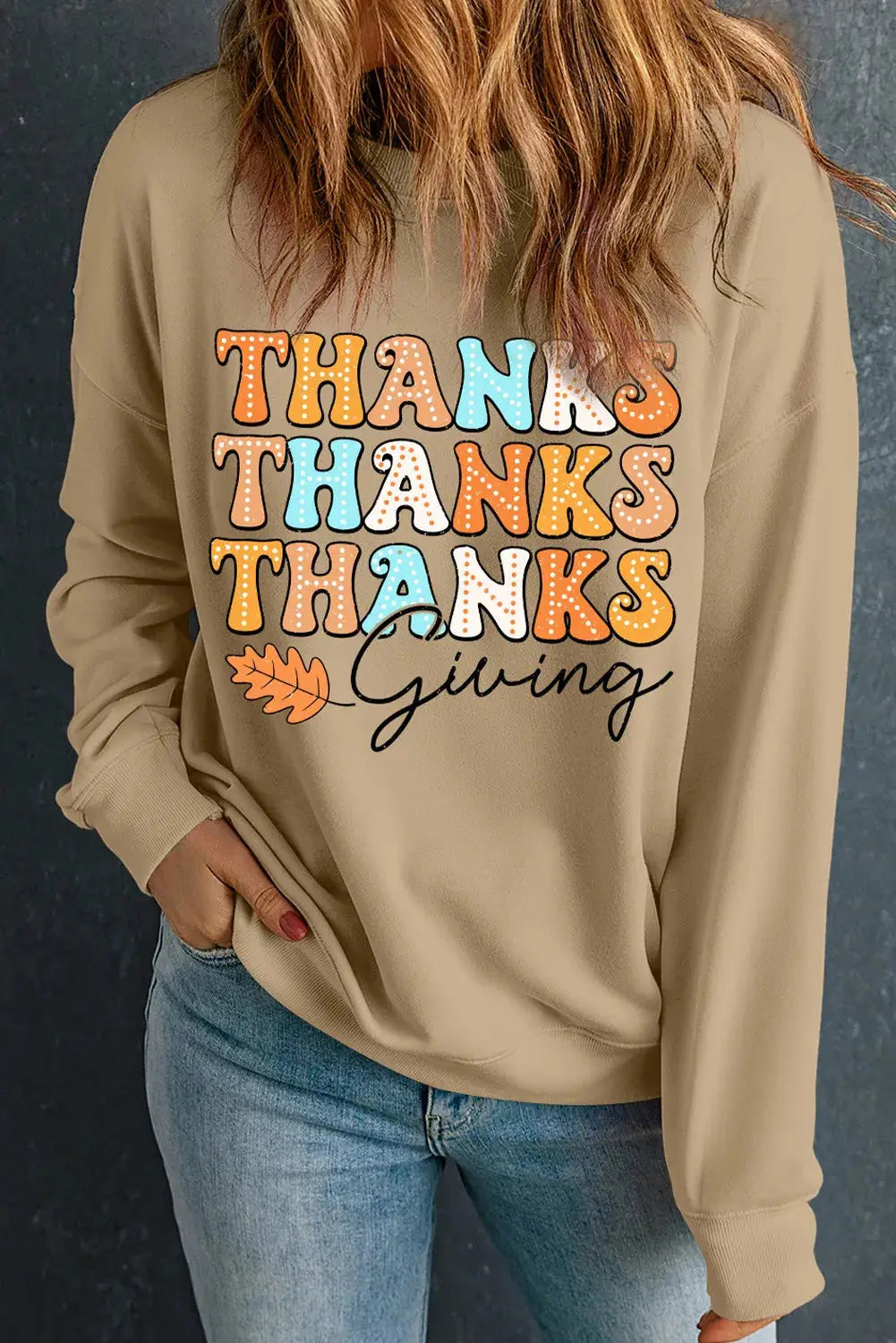Round neck sweatshirt with THANKSGIVING theme