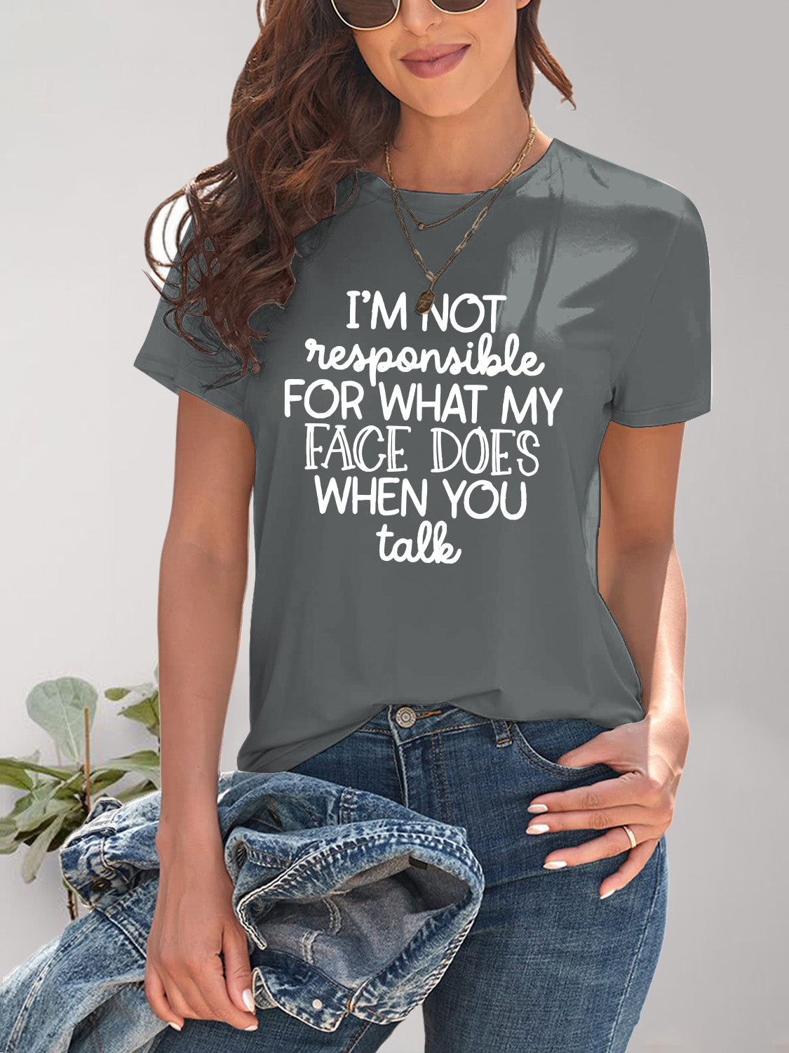 Gray letter graphic round neck T-shirt