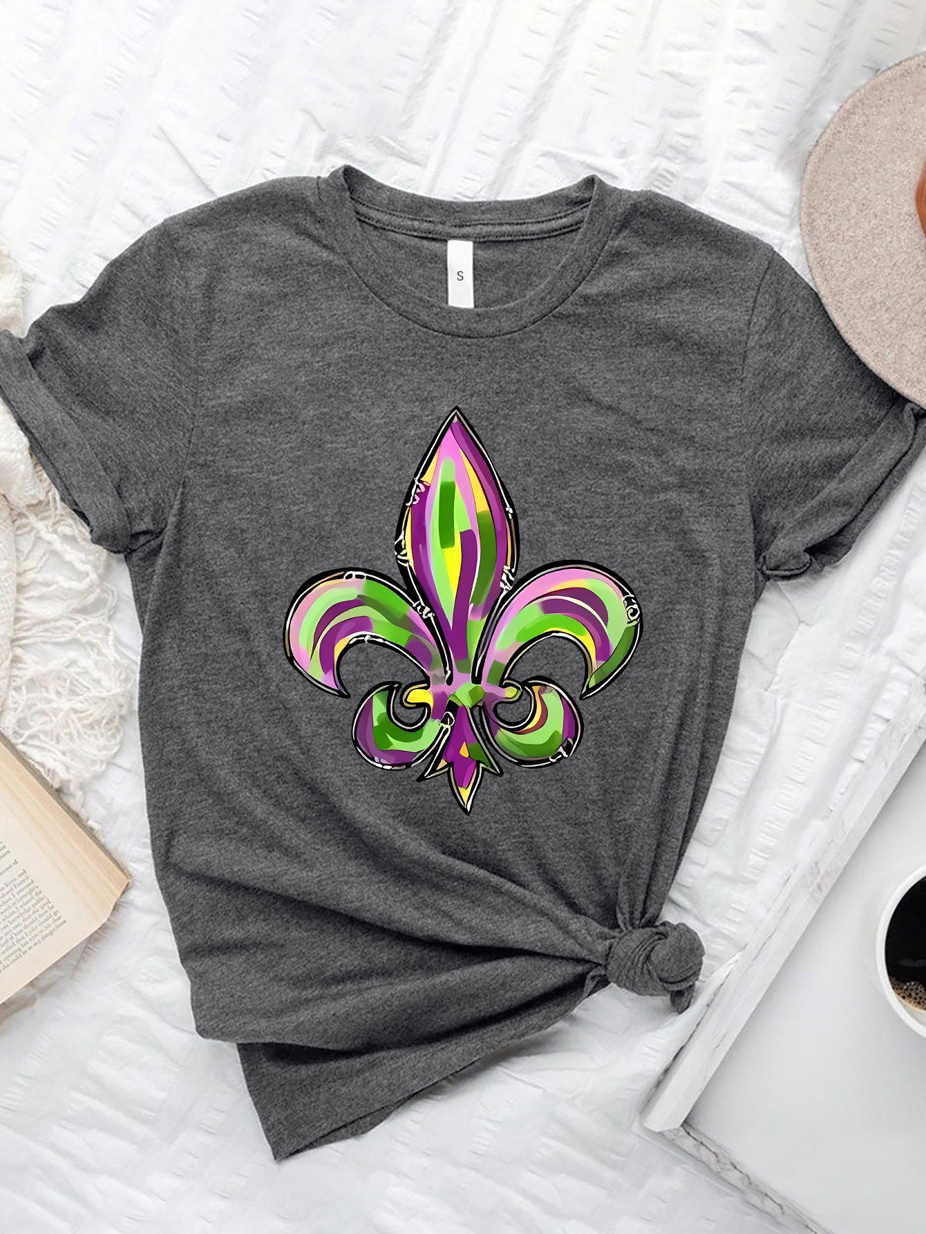 Gray Mardi Gras graphic T-shirt with round neck