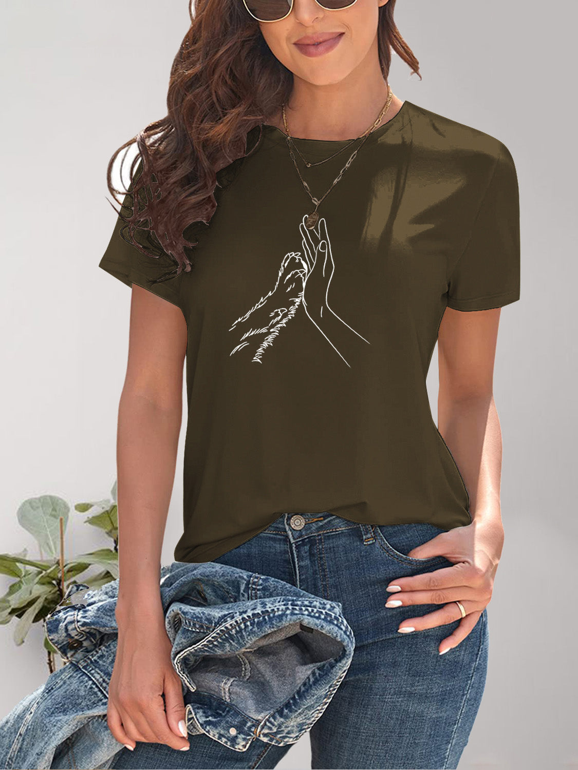 Dark olive graphic round neck short sleeve T-shirt