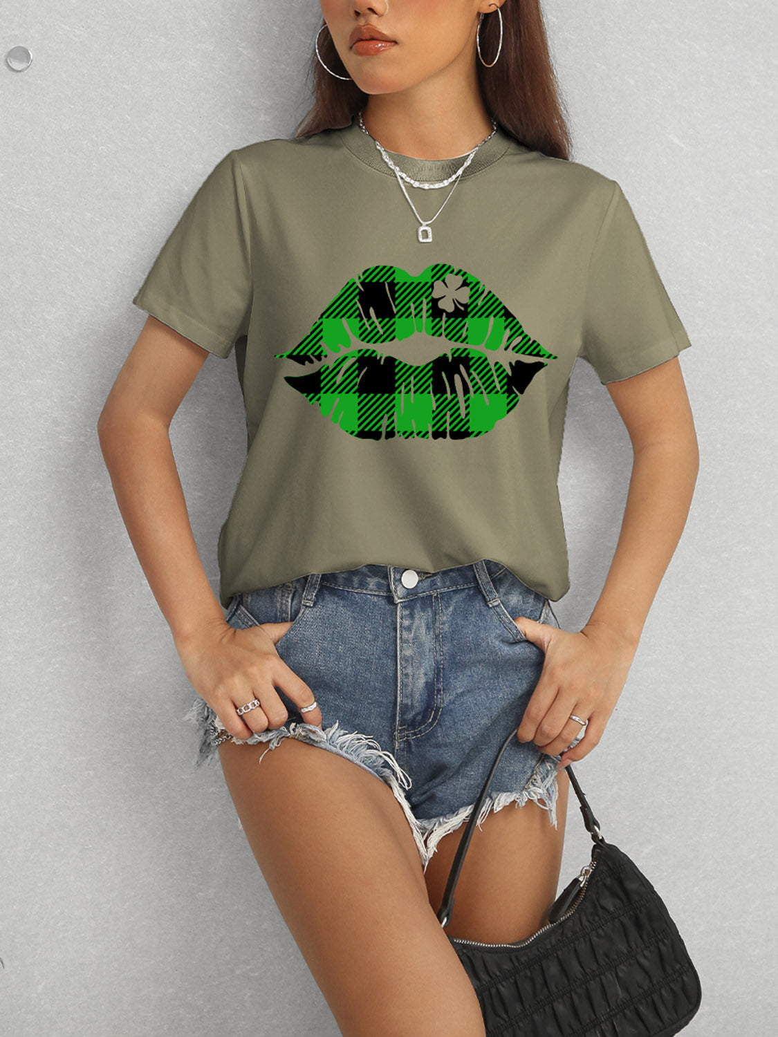 Olive plaid lip graphic t-shirt with denim shorts
