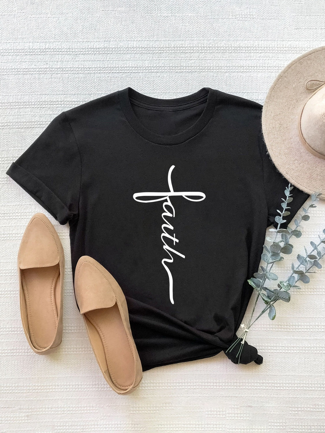 Black letter graphic round neck short sleeve T-shirt