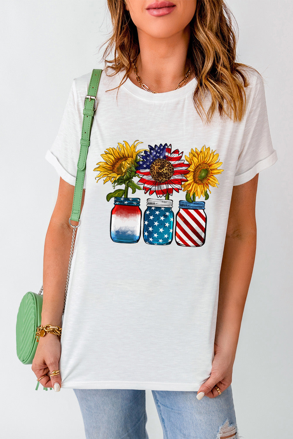 Graphic round neck T-shirt with sunflower and jar design