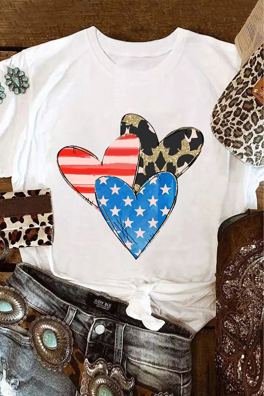 Heart round neck short sleeve T-shirt with patriotic design
