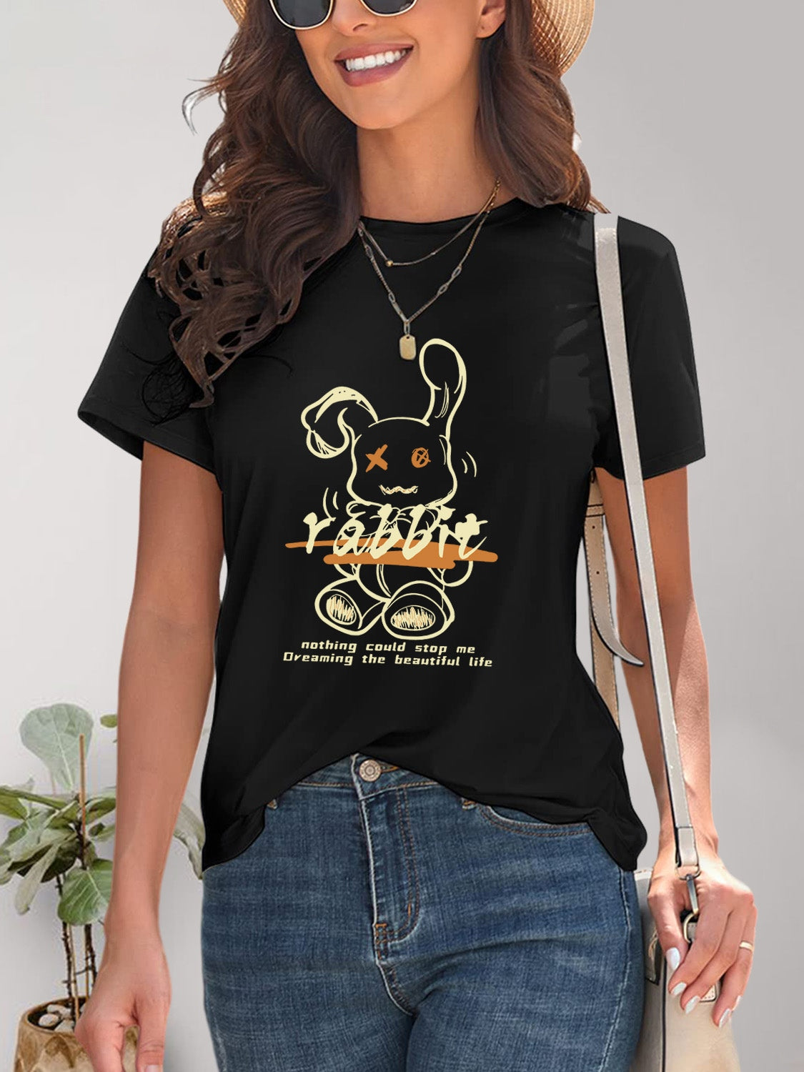 Black rabbit graphic t-shirt with round neck and short sleeves