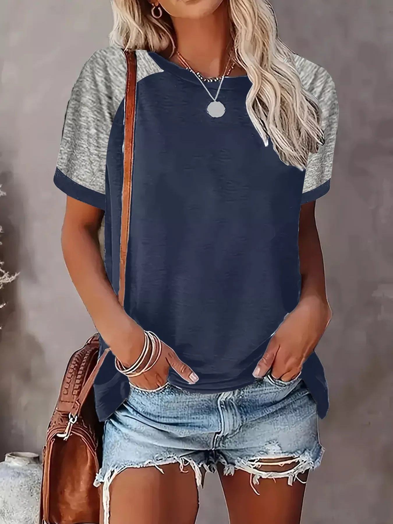 Plus Size Casual Color Block Raglan Sleeve T-Shirt