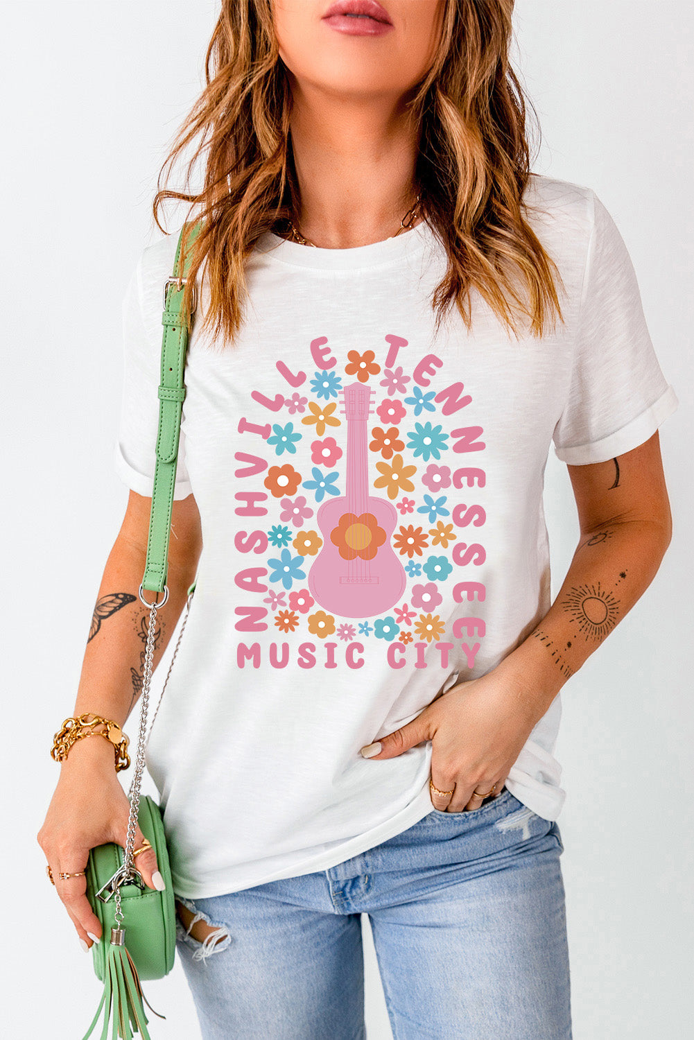 White T-shirt with Nashville Tennessee Music City design