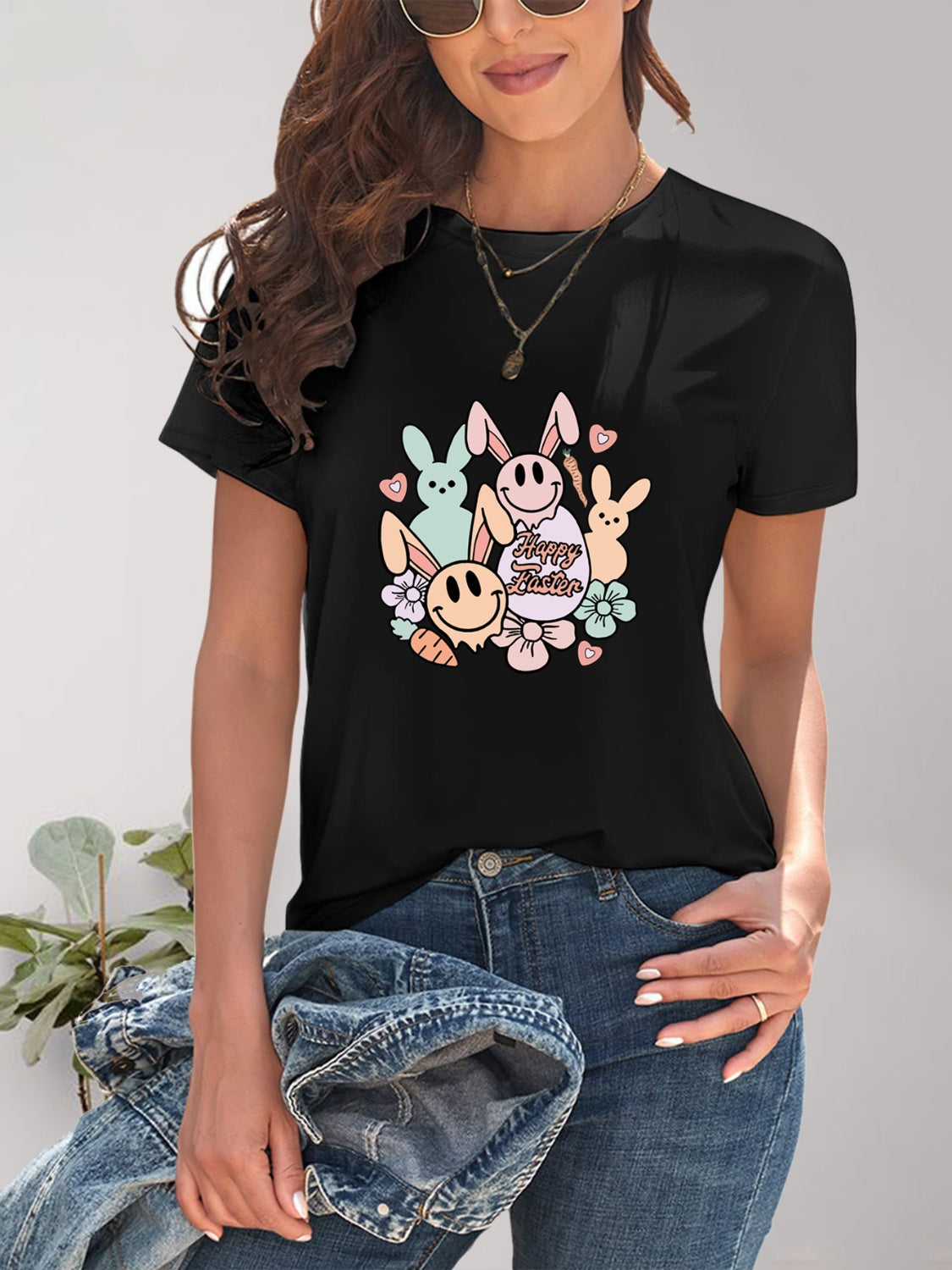 Black graphic round neck short sleeve T-shirt front