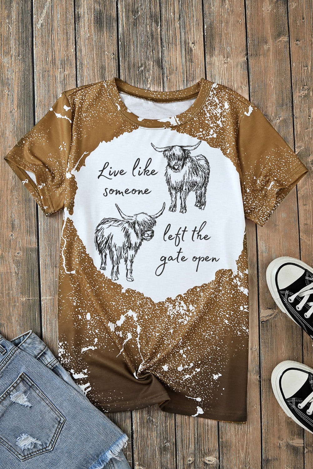 Graphic round neck short sleeve t-shirt with cow print