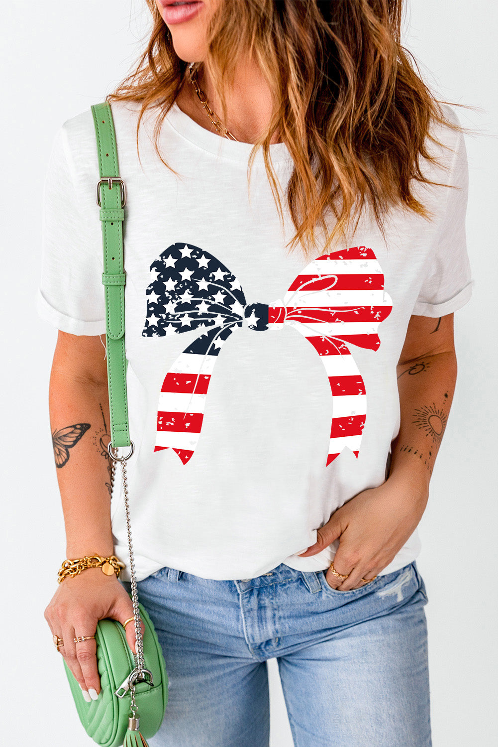 American flag bow T-shirt, round neck, short sleeves.