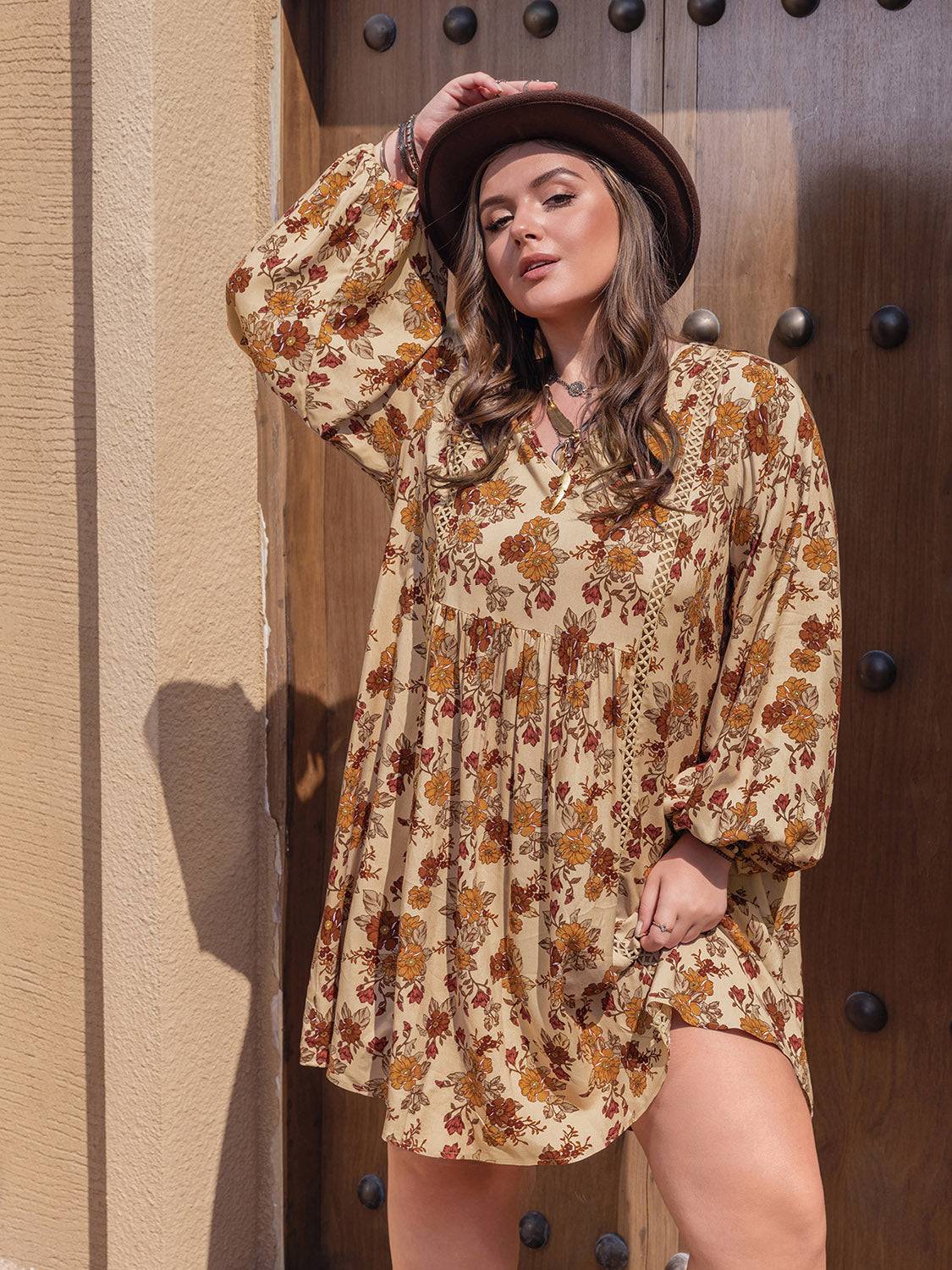 Plus size floral V-neck mini dress with hat and boots