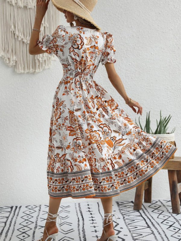 Kleid mit Maxi-Ausschnitt und Puffärmeln, Allover-Positioning-Print und Print