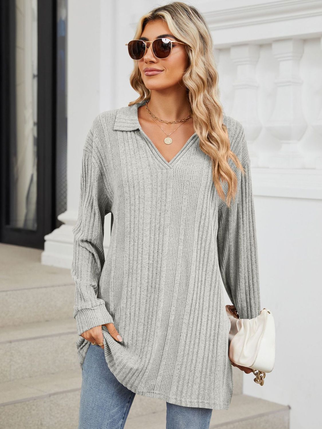 Light gray slit Johnny collar long sleeve t-shirt with sunglasses