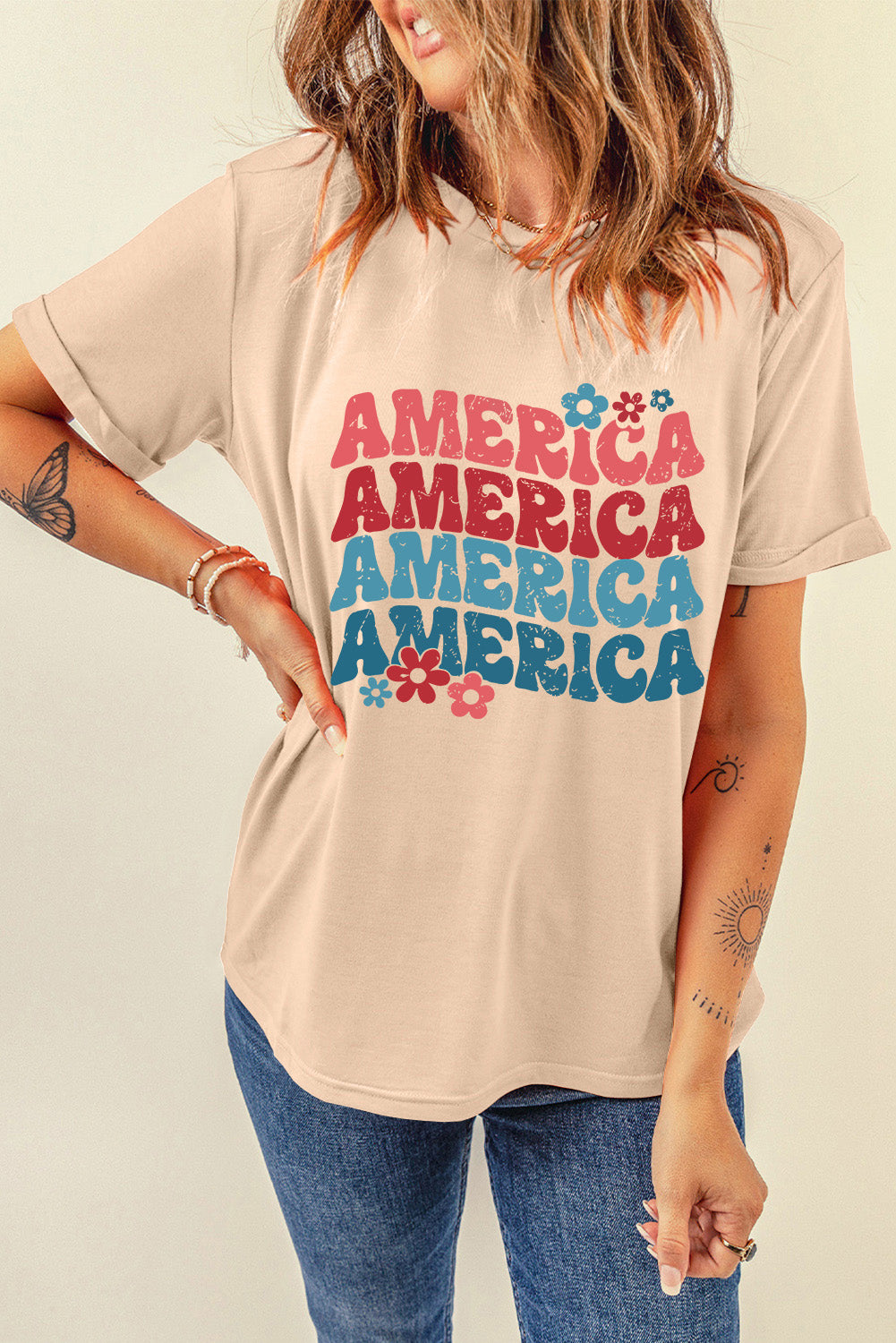Casual AMERICA round neck short sleeve t-shirt on model