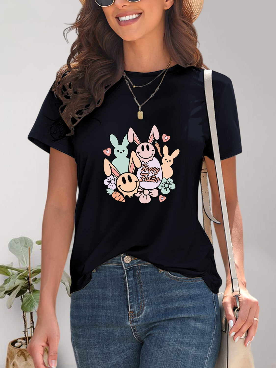 Black graphic round neck short sleeve T-shirt front