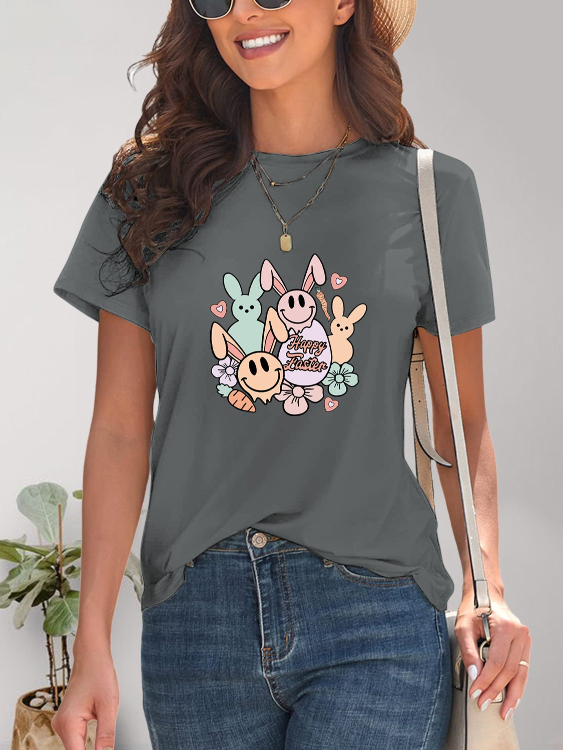 Gray graphic round neck short sleeve T-shirt front