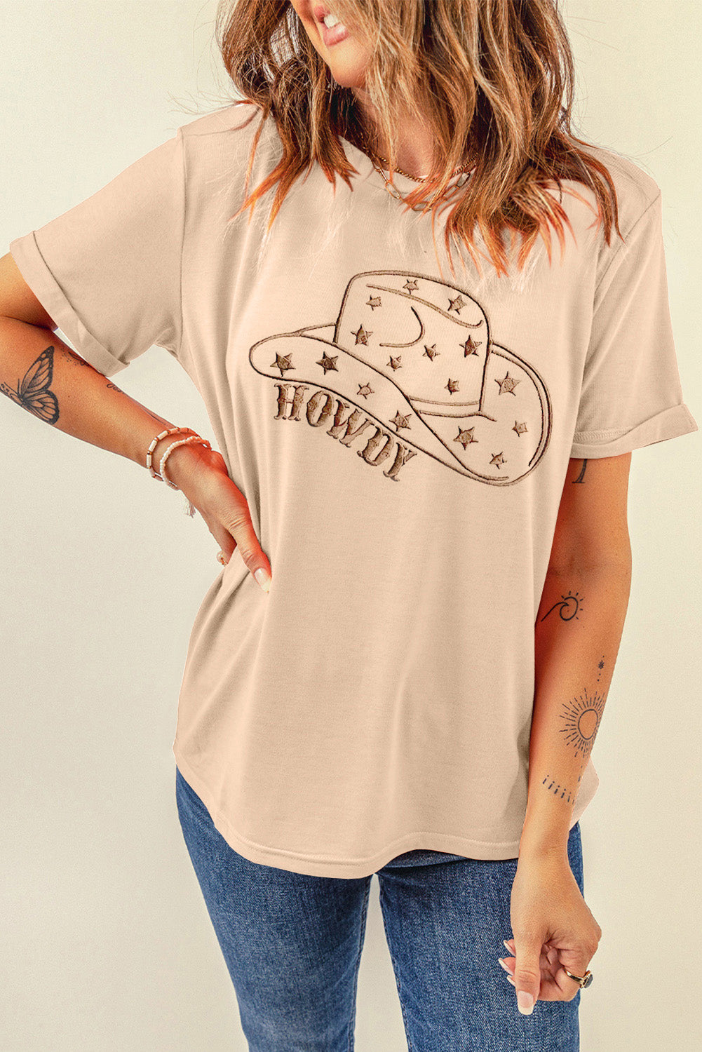 Round neck t-shirt in beige with hat graphic and &