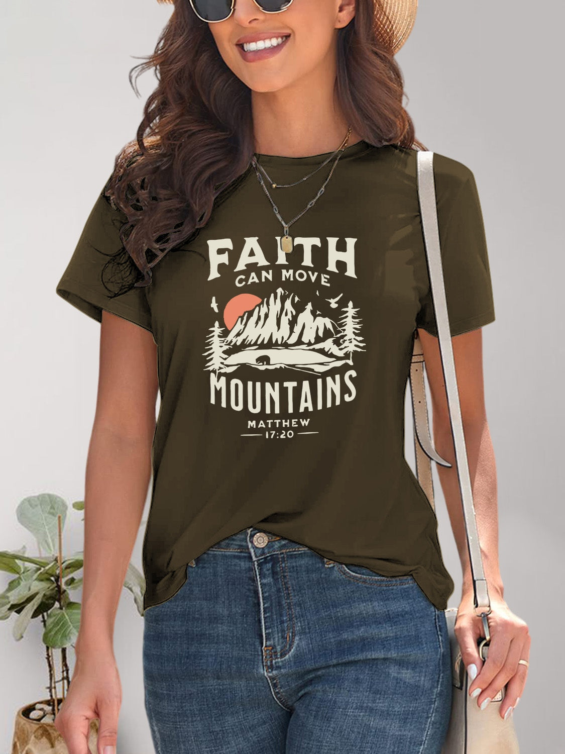 Olive graphic round neck short sleeve t-shirt
