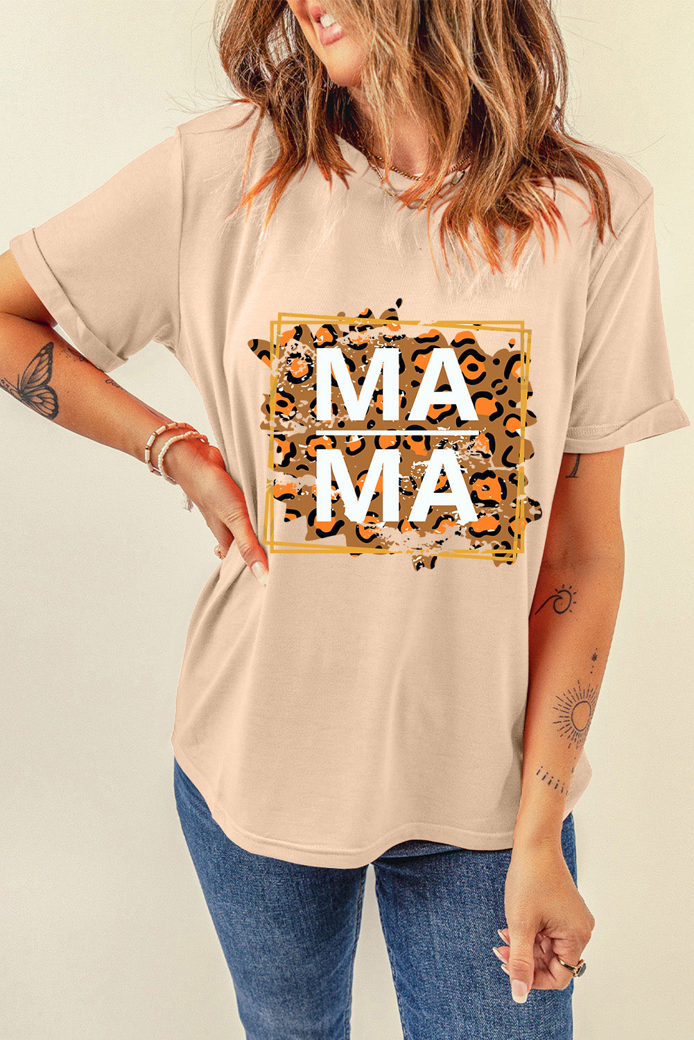 Casual MAMA t-shirt with bold leopard print graphic