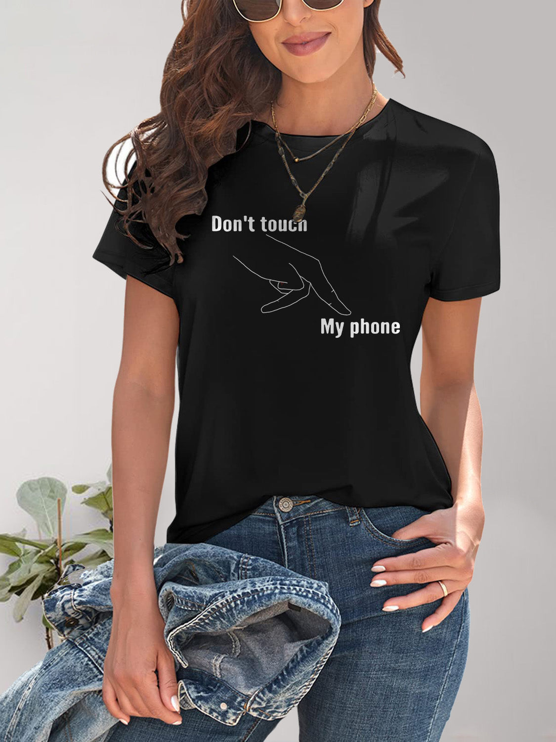 Black graphic round neck short sleeve T-shirt