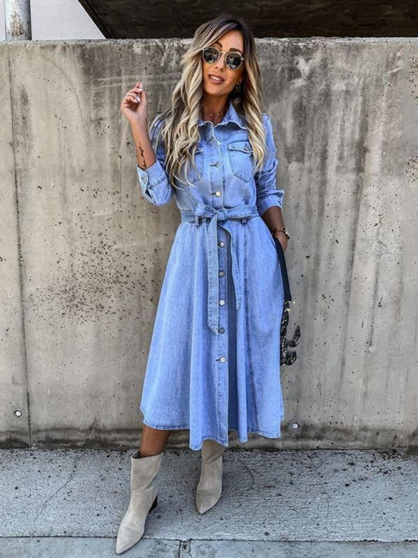 Lässiges Denim-Kleid mit hoher Taille und Taschenrevers