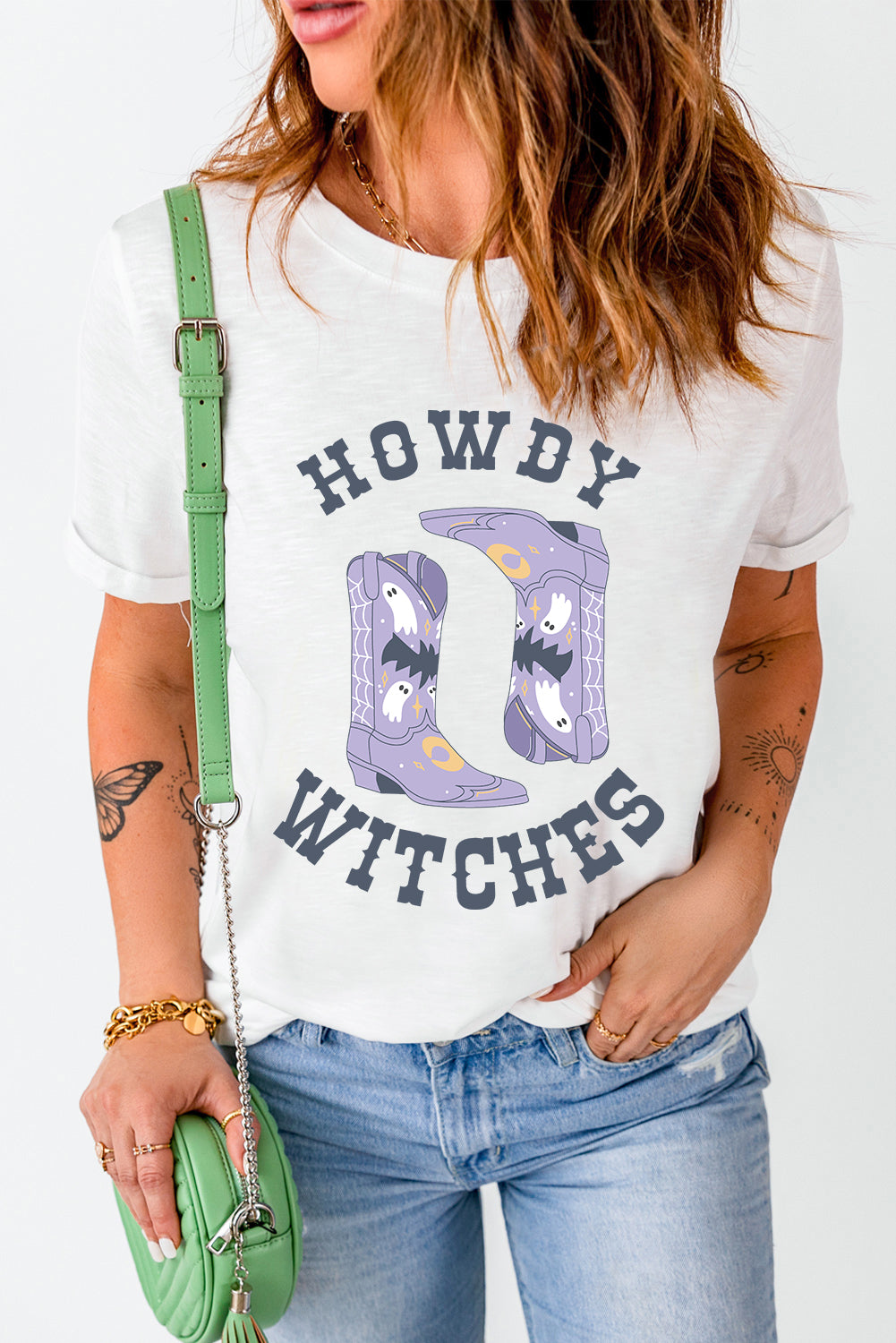 Round neck t-shirt featuring Howdy Witches print