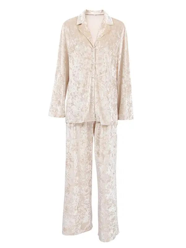 Beige velvet pajamas set with long sleeves and trousers