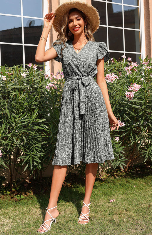 Damenkleid mit bedrucktem Rock und plissiertem V-Ausschnitt