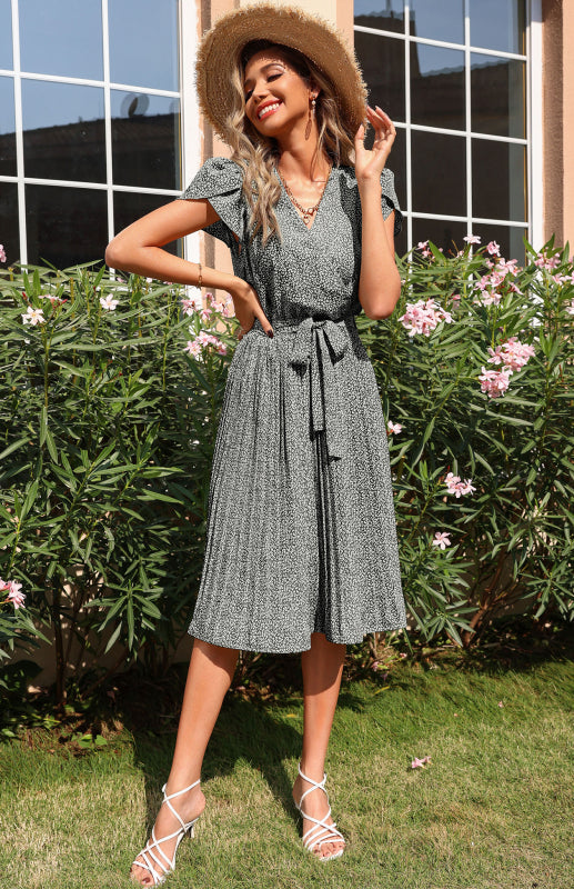 Damenkleid mit bedrucktem Rock und plissiertem V-Ausschnitt