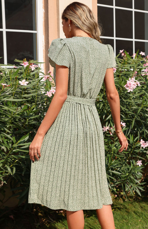 Damenkleid mit bedrucktem Rock und plissiertem V-Ausschnitt