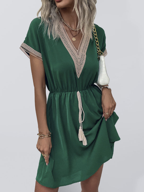 Robe décontractée à manches courtes et panneau en dentelle pour femmes