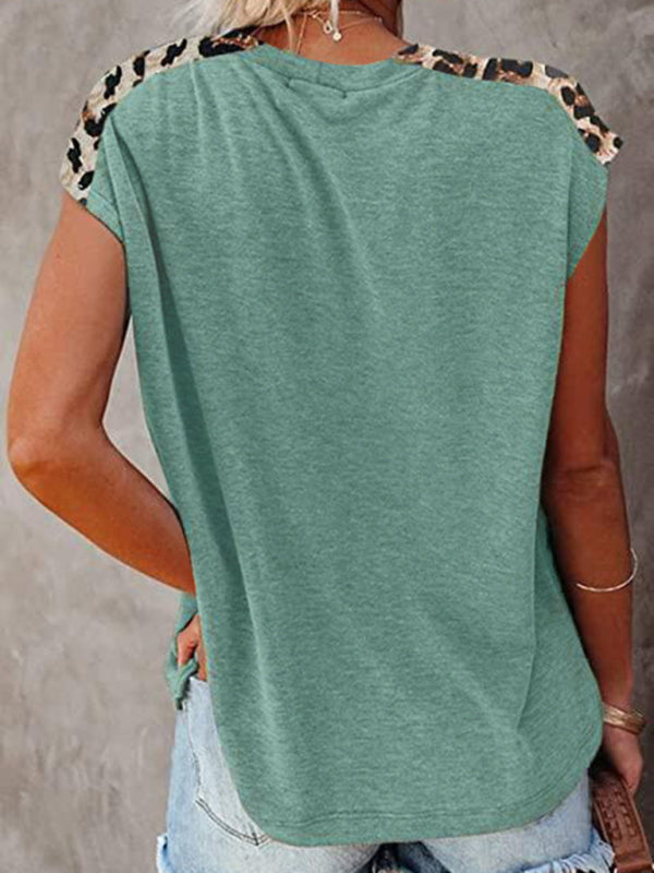 Freizeit-T-Shirt mit Rundhalsausschnitt, Leopardentaschen und Raglanärmeln
