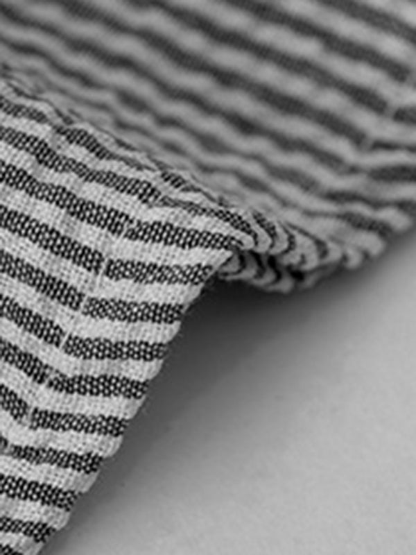 Elegantes Pendler-Top mit offener Knopfleiste und Rüschen
