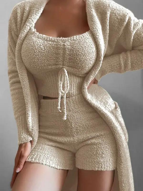Beige plush camisole long coat shorts 3-piece suit