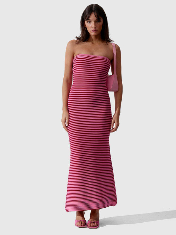 Langes gestricktes, gestreiftes, sexy, schmal geschnittenes, hüftbetontes Kleid mit Schlauchoberteil
