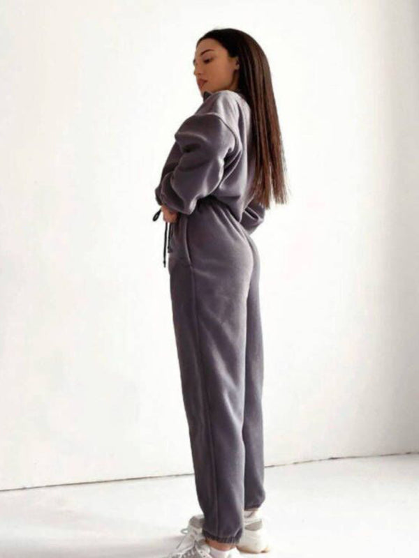 Zweiteiliges Set mit Kapuzenpullover und Sport- und Freizeitanzug für Damen