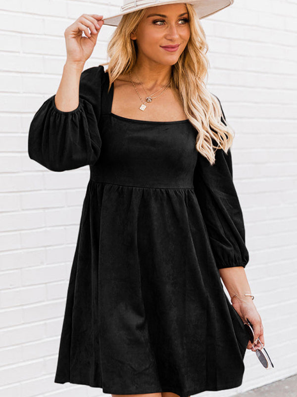 Damenkleid mit hoher Taille, lockerem, langärmligem A-Saum