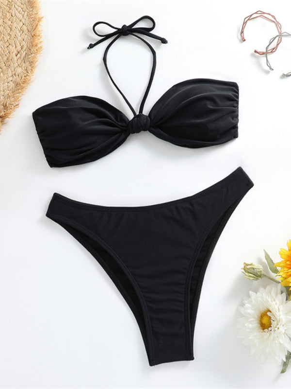 Femininer Neckholder-String-Bikini mit Knoten