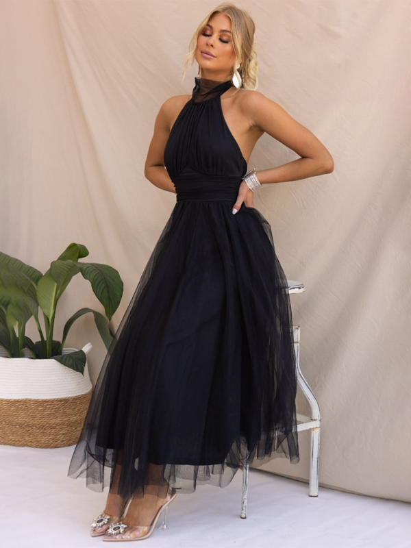Neues Neckholder-Rollkragenkleid aus Netzstoff