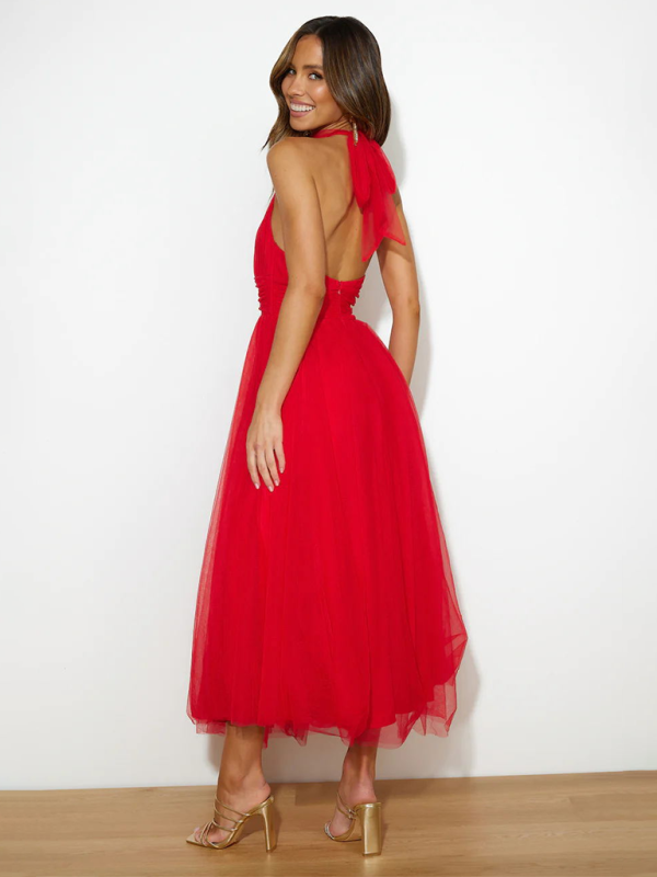 Neues Neckholder-Rollkragenkleid aus Netzstoff