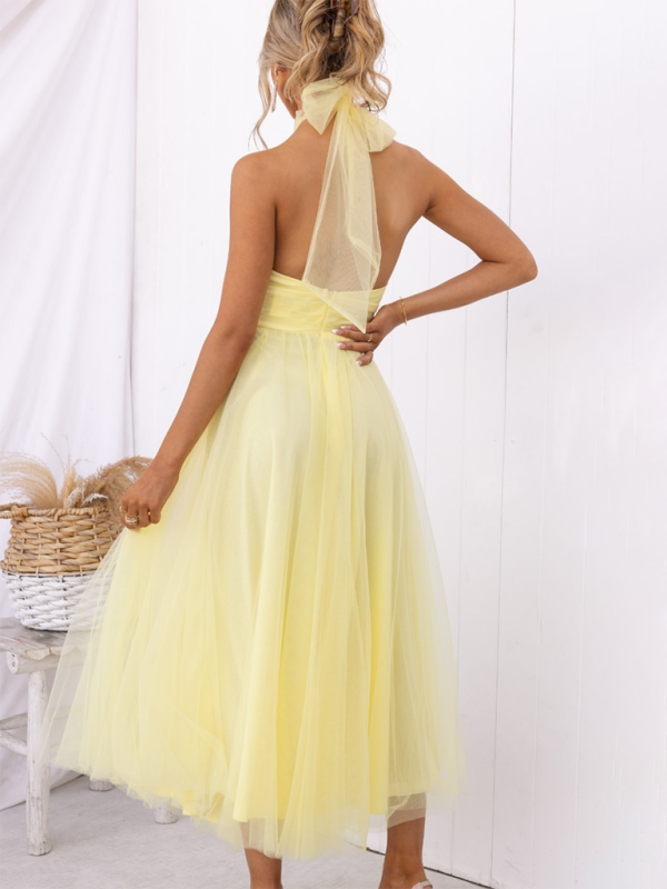 Neues Neckholder-Rollkragenkleid aus Netzstoff