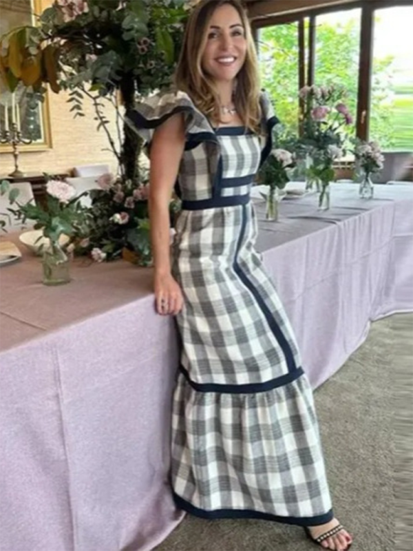 Modisches Patchwork-Kleid mit eckigem Ausschnitt und Kontrast