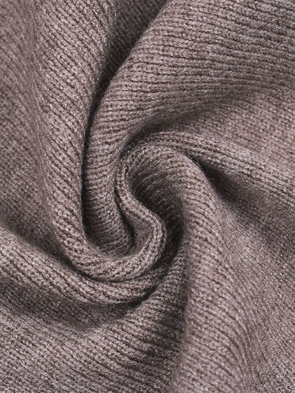 Damenkleid aus Kaninchenfell mit Blumenmuster und Hosenträgern (ärmellos)