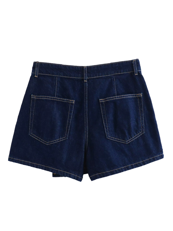 Modisches, kurzes Jeanshemd/Shorts mit Retro-Taschenbesatz