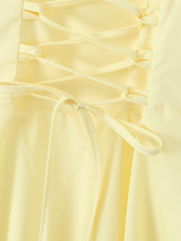 Spitzenkleid mit V-Ausschnitt und Blumenmuster