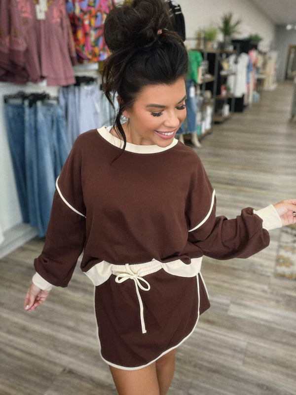 Lockeres Sweatshirt + Shorts mit Halbrock für Damen