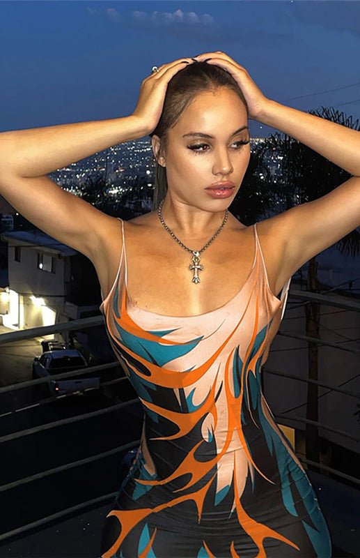 Sexy rückenfreies, schmal geschnittenes Maxikleid mit Sling-Ausschnitt und Print